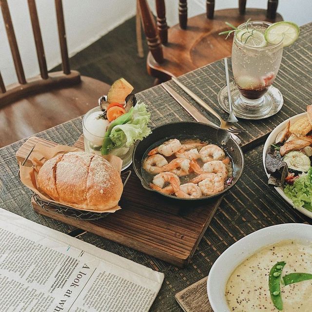 BREAKFAST BREAD,MAKASSAR