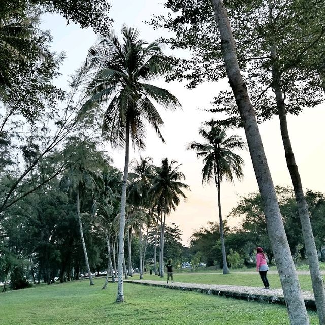 Sunset at Taman Gelora park kuantan. 