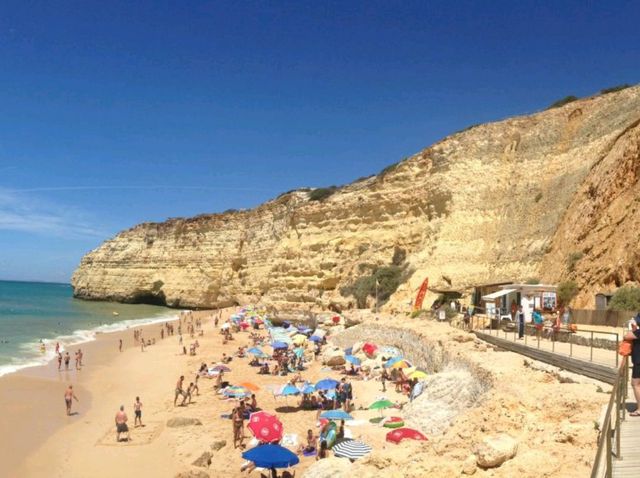 Beach in Carvoeiro, Portugal 🇵🇹