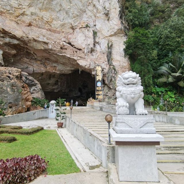 The most attractive temple cave in Ipoh