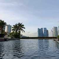 Swimming pool at Mandarin Oriental