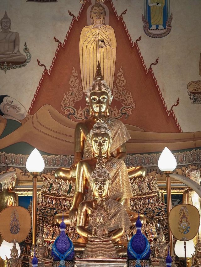 Wat Intharawihan - Bangkok 