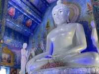 Blue Temple วัดห้ามพลาดเมื่อมาเชียงราย