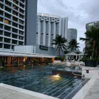 Swimming pool at Mandarin Oriental