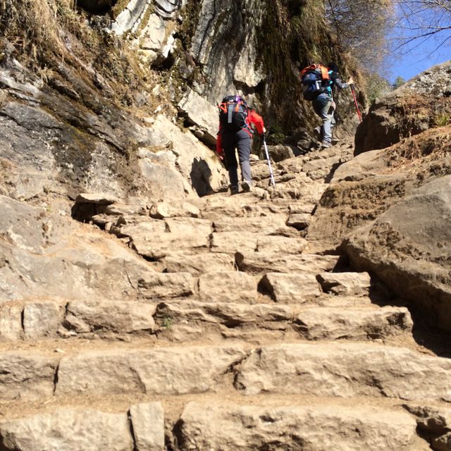 Phakding to Namche Bazaar trek