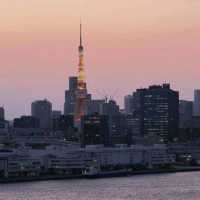 Spectacular Sunset in Tokyo Bay