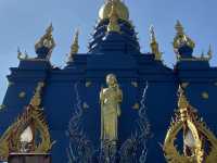 Blue Temple วัดห้ามพลาดเมื่อมาเชียงราย