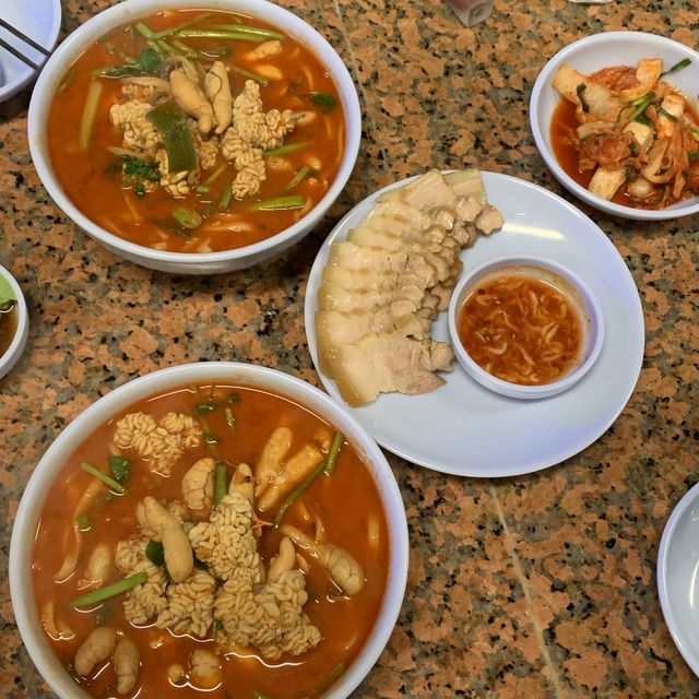 신당 맛집, 하니 칼국수