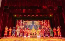 AO DAI SHOW DA NANG