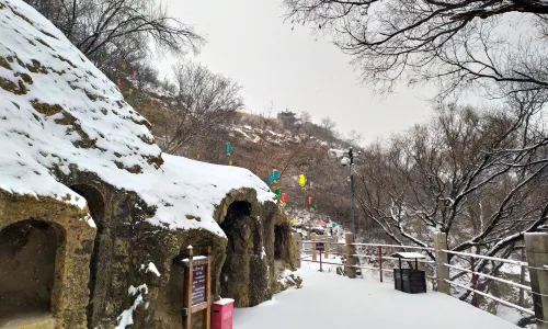 Wanfotang Rock Cave