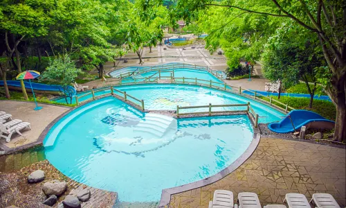 Emei Mountain Hot Springs