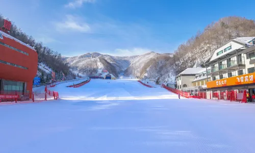 Luoyang Funiushan Ski Resort Cool Season