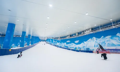 Jihua Ice and Snow · Xiangcheng Ski Hall