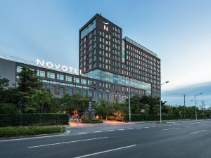 Novotel Shanghai Clover