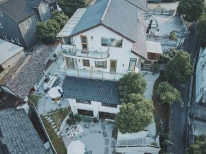 Meiling House