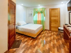 RedDoorz @ 4ks Pension House Bogo City Cebu