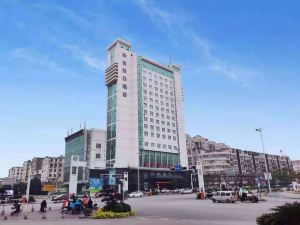 Xinji Holiday Hotel