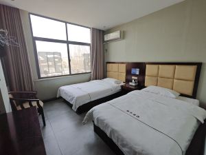 Xihua Jiatai Business Hotel