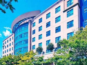 Grand Park Hotel Vancouver Airport, Ascend Hotel Collection