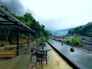 Liping Zhaoxing Landscape Cloud Sky Resort