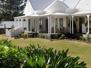 Verandah House Country Estate