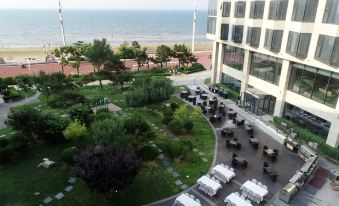 Sheraton Yantai Golden Beach Resort