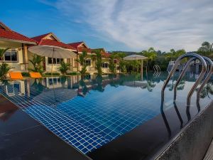 Phuket Airport Villa