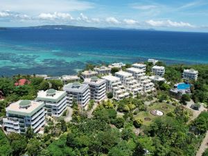 Lingganay Boracay Hotel Resort