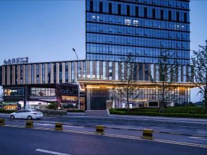 Carlton Hotel Guiyang North Station