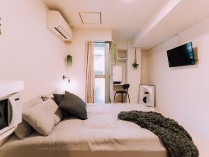 Minimalist Loft Namba Compact Studio with a 24-Hour Gym