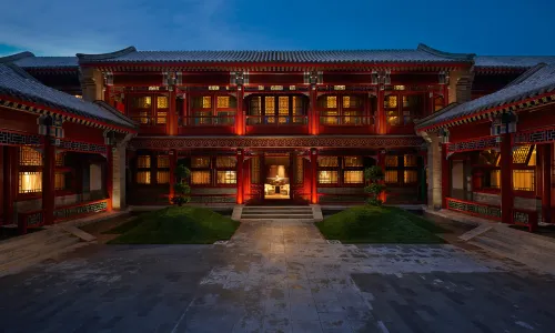 Waldorf Astoria Hutong Courtyard