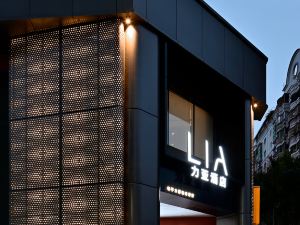 LIA Hotel (Shenzhen Qianhai Baoan Center Fanshen Subway Station)