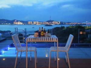 Gulangyu Nianshan Ten Mile Sea View Homestay (Sanqiu Tian Wharf Branch)