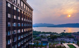 Hangzhou West Lake Xinqiao Hotel