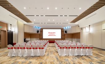 RAMADA INTERNATIONAL(Zhuhai Lovers Middle Road Riyuebei Grand Theater Branch)