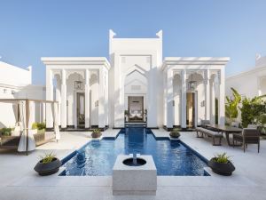 Raffles Al Areen Palace Bahrain