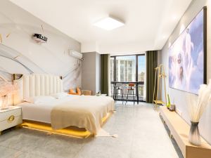 Qingguo Boutique Hotel (Yunlong Wanda Branch)