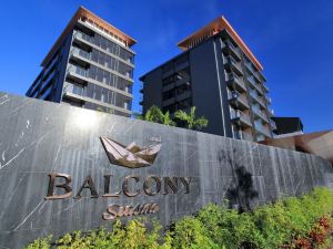 Balcony Seaside Sriracha Hotel & Serviced Apartments