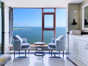 Qinhuangdao Golden Dream Bay First View of Moonlight Seascape Apartment