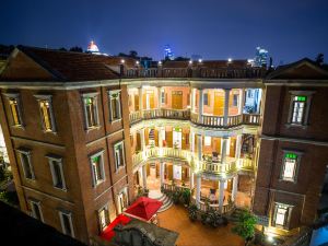 Gulangyu Shuxiang Manor Homestay (Sanqiutian Wharf Sunlight Rock Station)