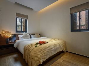 Gulangyu Four Seasons Flower Hotel (Sanqiutian Wharf)