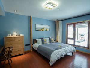 Tingzhou Wooden House Hostel