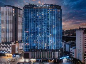 쿤밍 뎬츠 스다이광창 Novotel 아파트