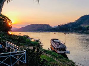 Villa Alounsavath Mekong Riverside