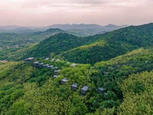 Meijie Mountain Hotspring Resort