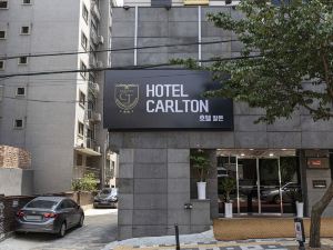 Carlton Hotel