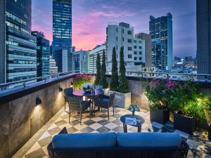 V Causeway Bay Serviced Apartment