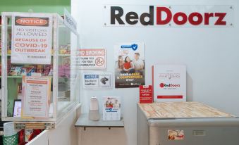 RedDoorz @ DBuilders Rooms Ph2 Taguig