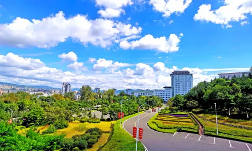 Yanbian Hotel