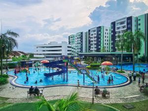 Manhattan Waterpark Condo Ipoh (Free 2 Carpark & Netflix Ready)